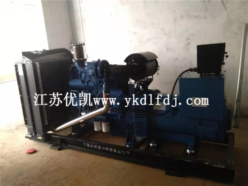 2021年8月13日，玉柴300KW柴油發(fā)電機組交付廣東茂名某養(yǎng)殖公司使用