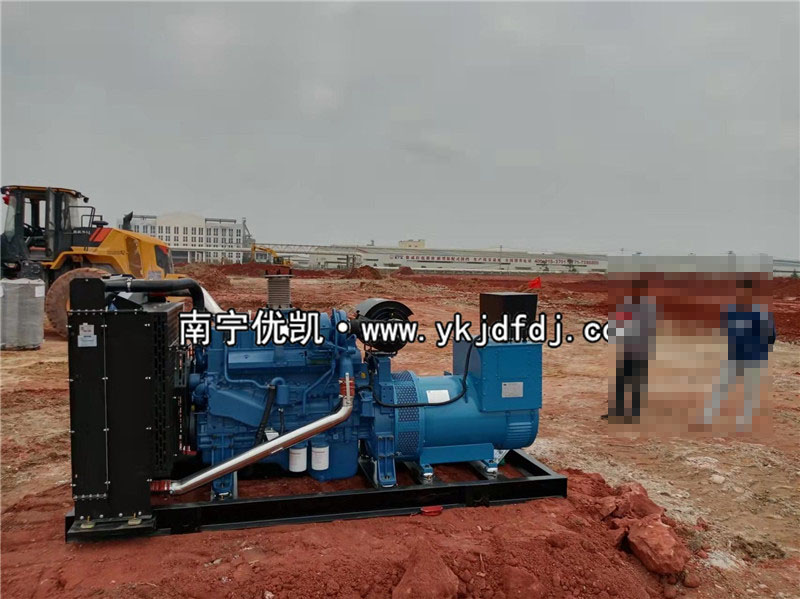 2022年3月12日，玉柴300KW柴油發(fā)電機(jī)組交付廣西南寧某工業(yè)園工地使用