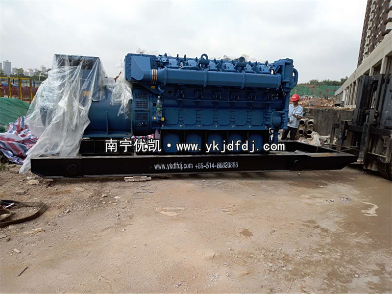 2022年3月15日，1250KW柴油發(fā)電機(jī)組順利交付某建筑工程公司