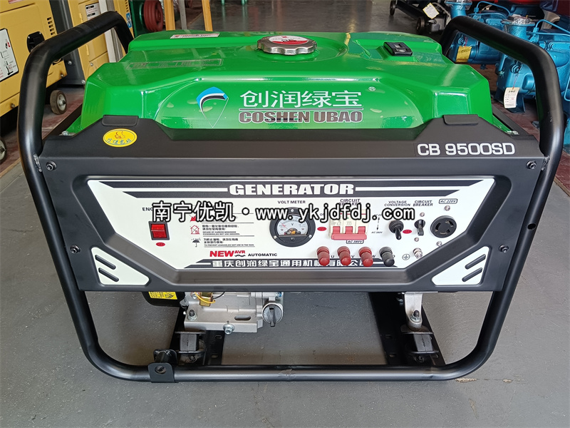 2022年10月14日，客戶到店自提8KW汽油發(fā)電機