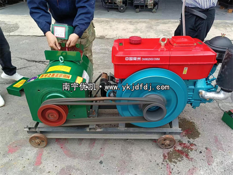 2023年5月9日，客戶到店自提一臺24kw單缸柴油發(fā)電機(jī)