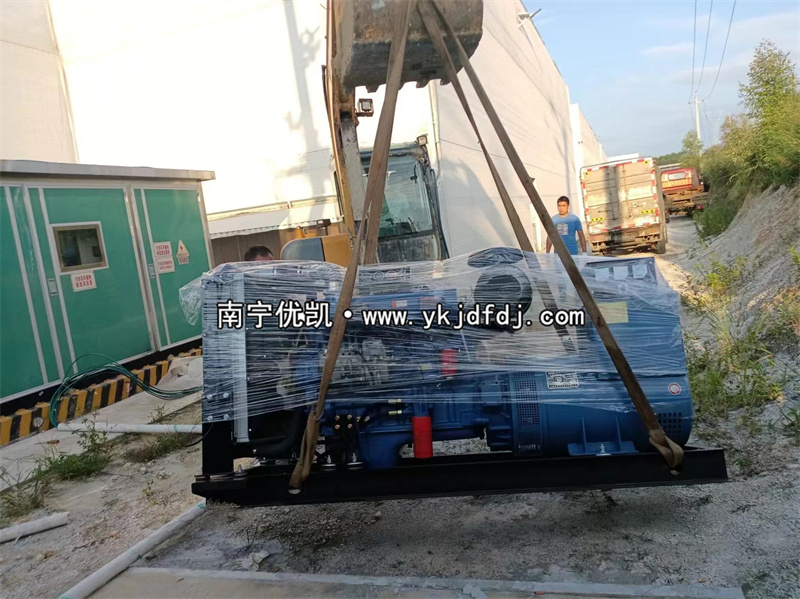 2024年9月24日，上林項(xiàng)目150kw濰坊柴油發(fā)電機(jī)組到貨安裝調(diào)試