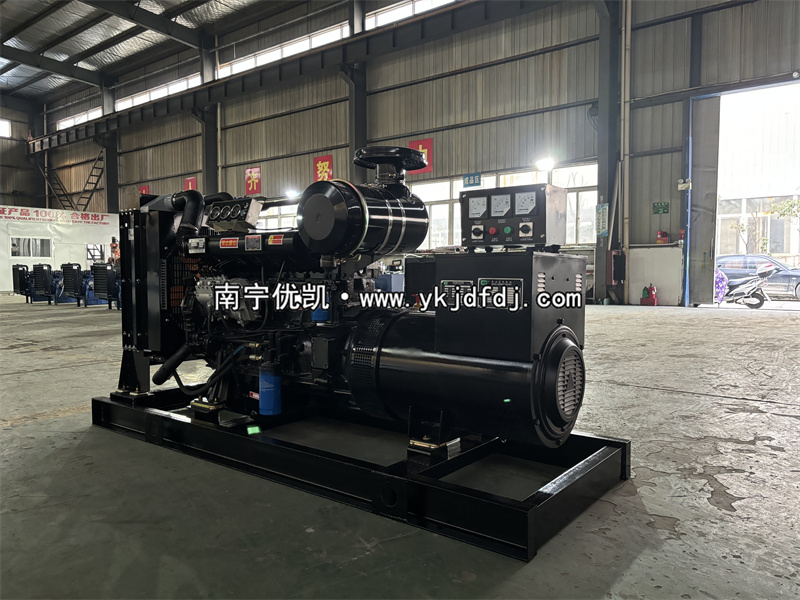 2025年3月13日，120kw濰坊雷納柴油發(fā)電機(jī)組裝車發(fā)貨